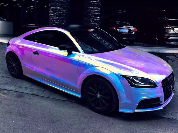車身上的彩虹云 七彩鏡面電鍍改色膜，讓愛(ài)車脫胎換骨
